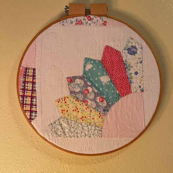 Vintage Cutter Quilt Embroidery Hoop Wall Décor