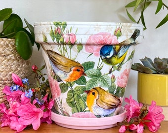 Pettirosso, cinciarella e fiori vaso per piante decoupage, fioriera da giardino per uccelli, regalo per il 9° anniversario della ceramica, fauna selvatica del giardino