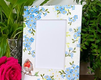 Robin and forget me not decoupaged photo frame, flowers and bird shabby chic home decor, drift wood frame, when a robin appears