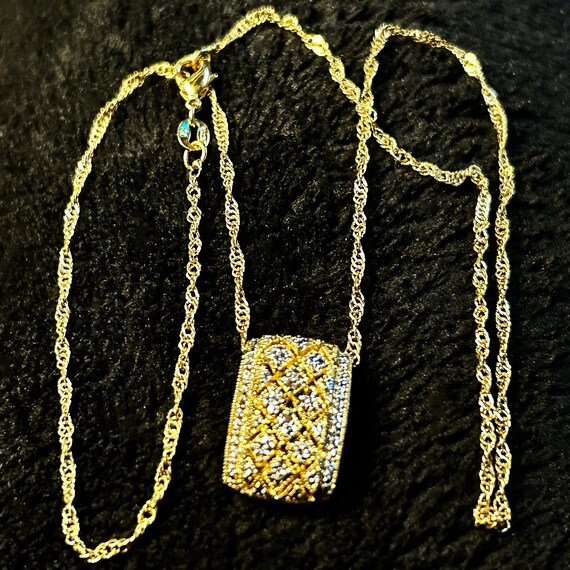18KGP Byzantine filigree cushion pendant diamond … - image 4