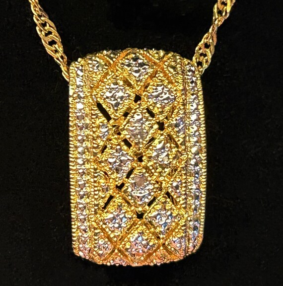18KGP Byzantine filigree cushion pendant diamond … - image 3