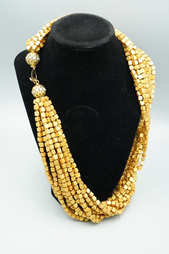 Festive gold tone necklace - image 2