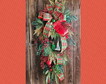 Christmas Wreath with Gems, Jeweled Christmas Wreath for Front Door, Christmas Door Hanger, Holiday Wreath, Elegant Wreath