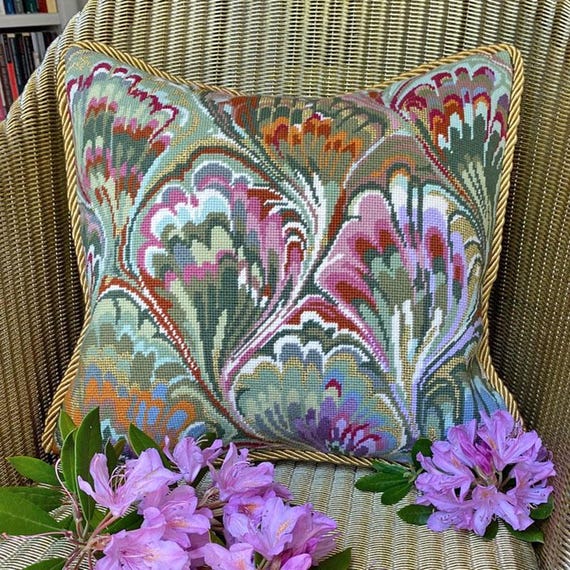 Heirloom Needlepoint Collection クッション Heirloom Needlepoint Collection クッション 【公式通販】