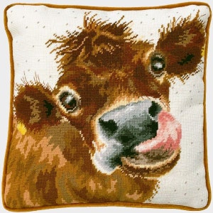 タペストリーキット、ニードルポイントキット - Moo タペストリーキット、Hannah Dale、Wrendale Designs タペストリーキット