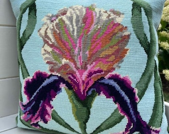 Gobelin Stickset, Stickpackung - Iris-istible, 12 Holes per Inch Farbdruck, von Nel Whatmore