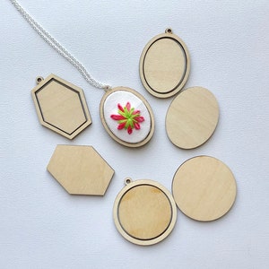 Mini Embroidery Hoop, Small Embroidery Hoop, Embroidery Hoop Necklace Supplies, Magnet, Ornament, Oval, Round, Geometric
