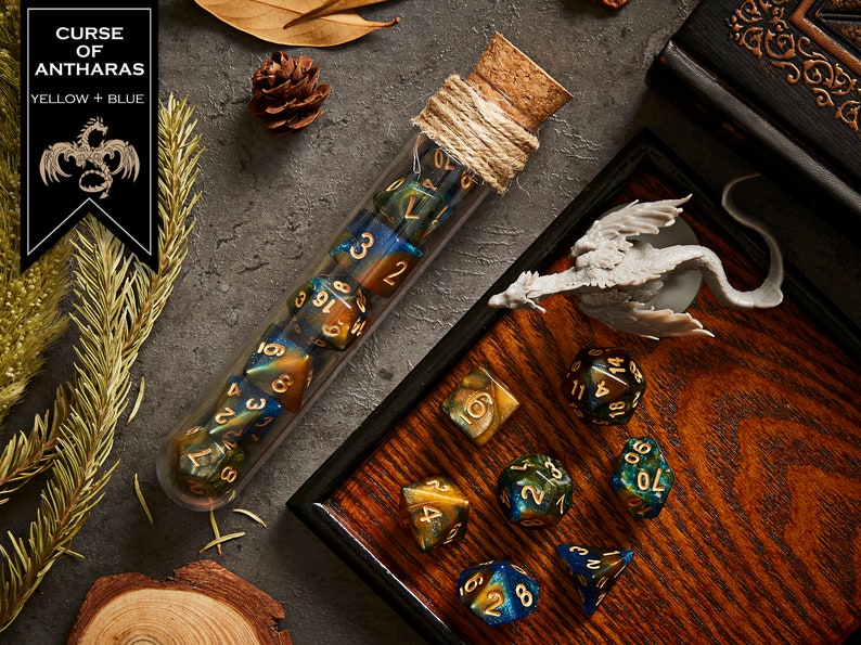 Ensemble de 7 dés polyédriques avec flacon de potion RPG Fantasy Organisateur de stockage de support de dés pour les donjons d'aventure de jeux de table de Dragons MTG CURSE OF ANTHARAS