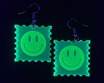 Acid Tab Earrings / Rave Earrings / Festival Earrings / Trippy Earrings / UV-Earrings / Rave Jewelry / Black Light Earrings