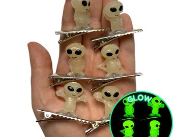 Glow In The Dark Alien Sprout Clips 6-PC Set | Rave Sprouts - Festival Trinkets - Rave Accessories - Hair Clips - Hat Clips