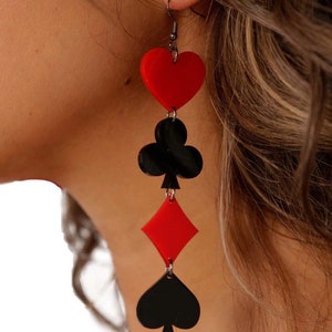 Boucles d'oreilles House of Cards (suite de cartes, casino, Alice au pays des merveilles, reine de coeur, accessoires rave, bijoux rave, Las Vegas, ville du péché)