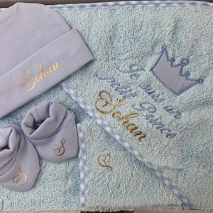 Cadeau naissance personnalisé bébé cape bain chaussons bonnet coffret bébé image 2
