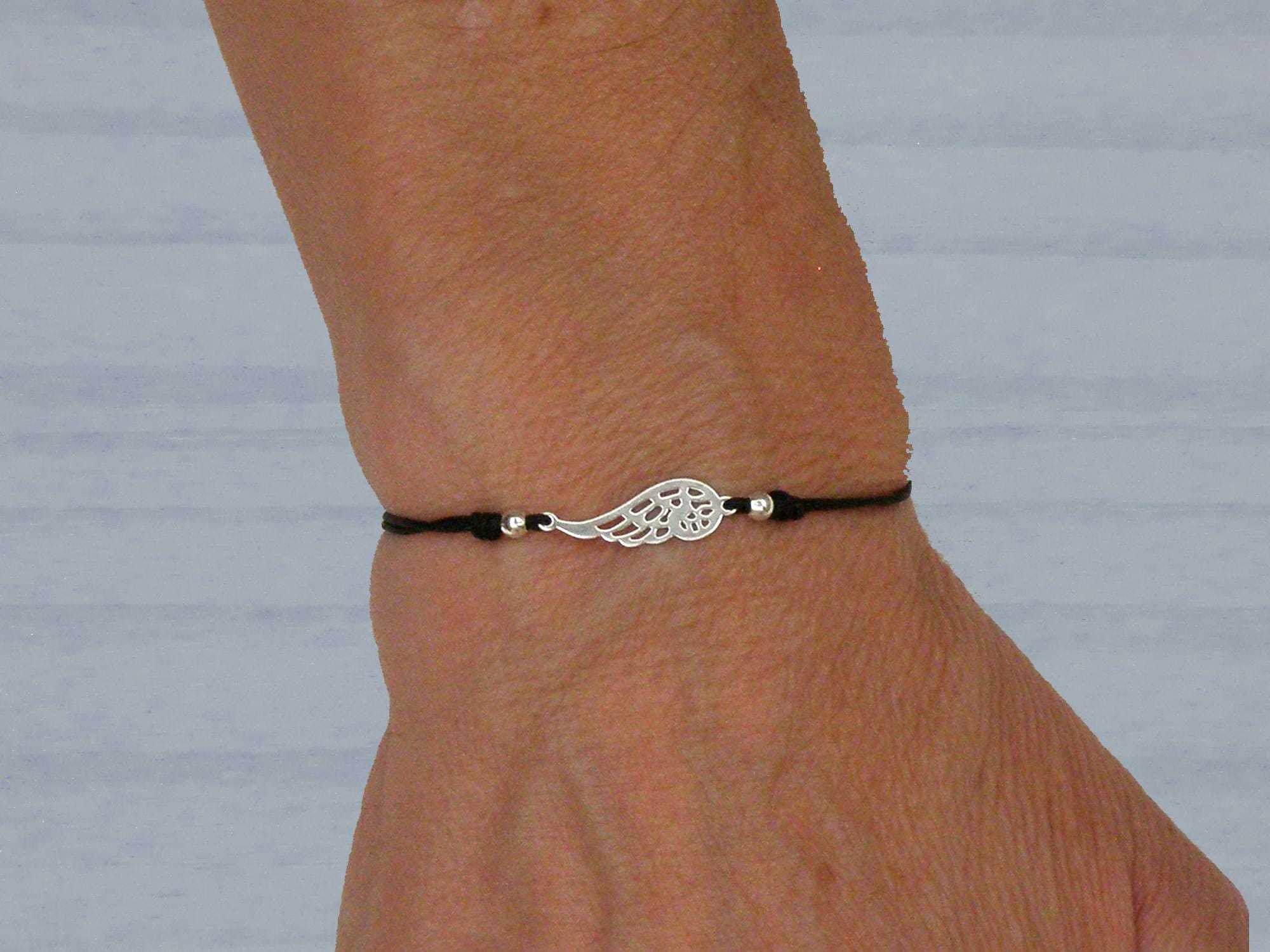 WUSJCOF Bracciale con angelo custode,portafortuna e dell'amicizia,con corda intrecciata regolabile,ideale come regalo per comunione bambina,battesimo,cresima,per ragazze e donne (Nero,Acciaio