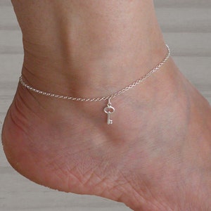 Silver key anklet bracelet, Beach jewelry, Delicate anklet