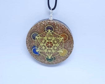 Metatron’s Cube Orgone Energy Pendant (2 inch) w/ 7 Chakra: Amethyst, Lapis Lazuli, Yellow Jade, Green Jade, Sodalite, Red Jade, Jasper