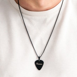 Personalized Black Guitar Pick Necklace with Name - Men&#39;s Engraved Black Guitar Pick Necklace -Guitar Pick Pendant Necklace for Music Lovers