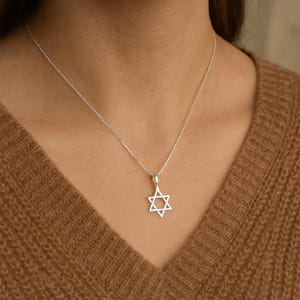 Minimalist Star of David Necklace - Jewish Pendant in Gold or Silver - Jewish Gift for Her or Him - Dainty Jewish Necklace - Jewish Jewelry