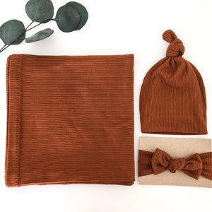 Rust rib knit swaddle blanket set // Newborn boy/girl wrap // Top knot hat // Bow headwrap // Stretch rib knit set rust // Baby shower gift