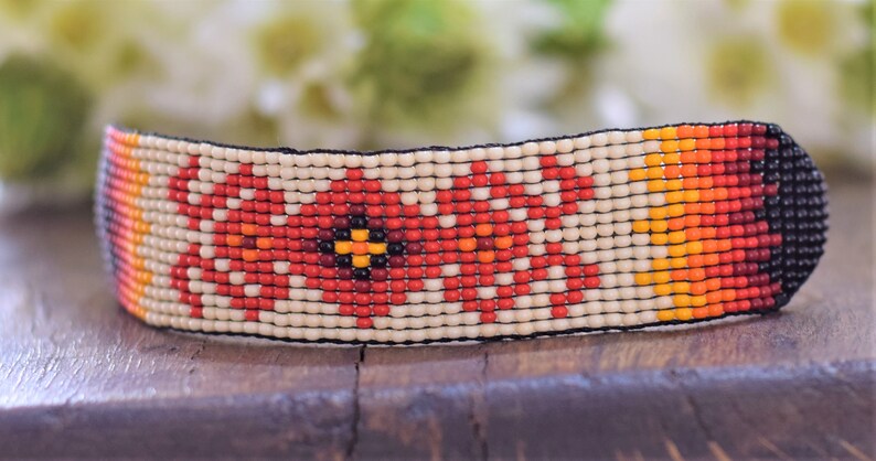 unique and indigenous design of South America google.com mujer regalo FAIR TRADE SHOP Bracelet Handmade with colored stones