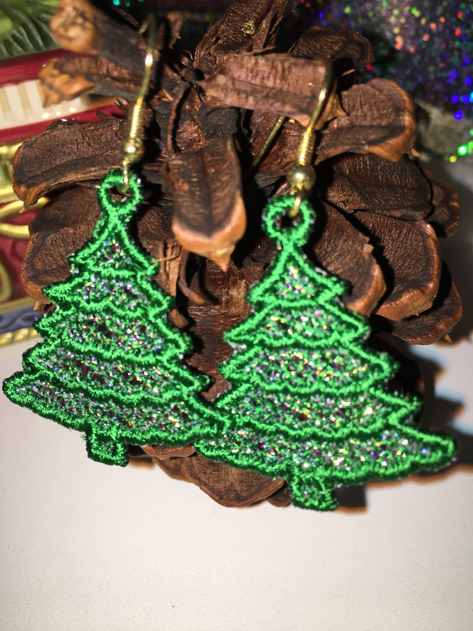 FSL Christmas Tree Earrings/embroidered Earrings/christmas Etsy