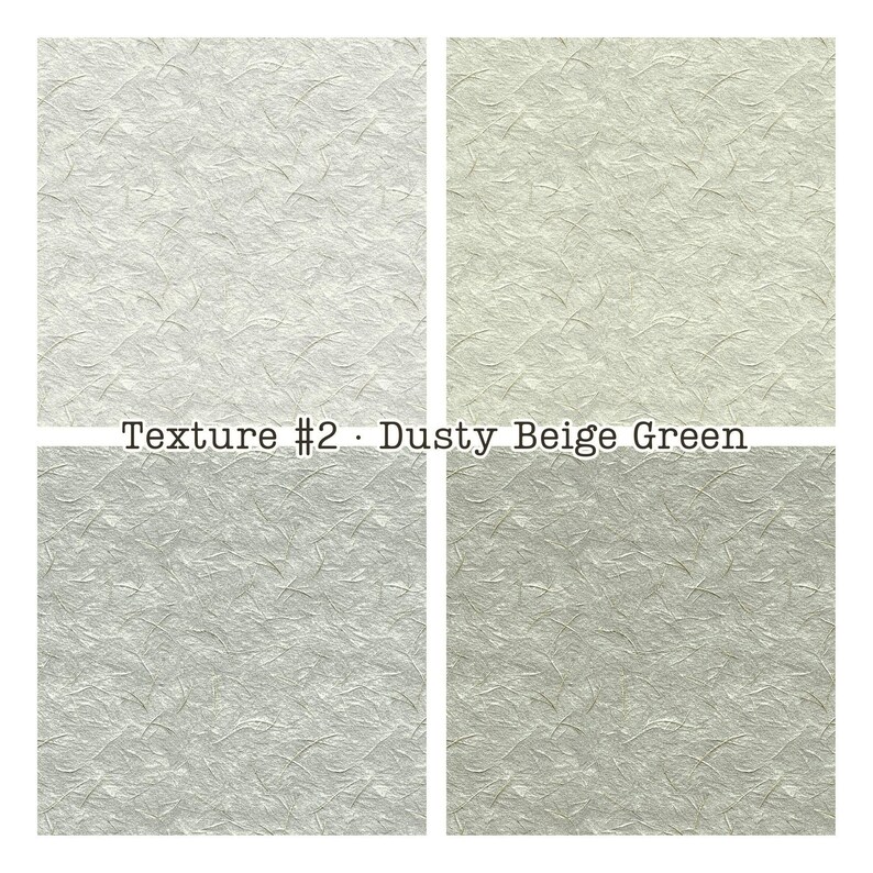 Puede incluir: Cuatro cuadrados de papel texturizado en diferentes tonos de beige y verde. El papel tiene un aspecto fibroso con el texto "Texture #2 - Dusty Beige Green" en la parte inferior.