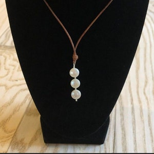 Distressed Leather & Freshwater Pearl Choker Necklace, Freshwater Coin Pearl, Leather Necklace, June Birthstone Necklace