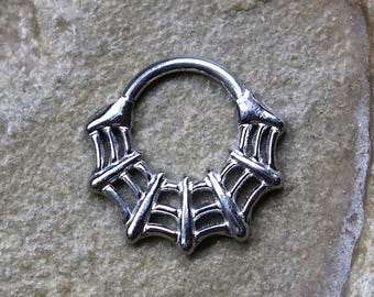 Spider Web Hinged Segment Septum Ring | Gold PVD and Surgical Steel | 1.2mm