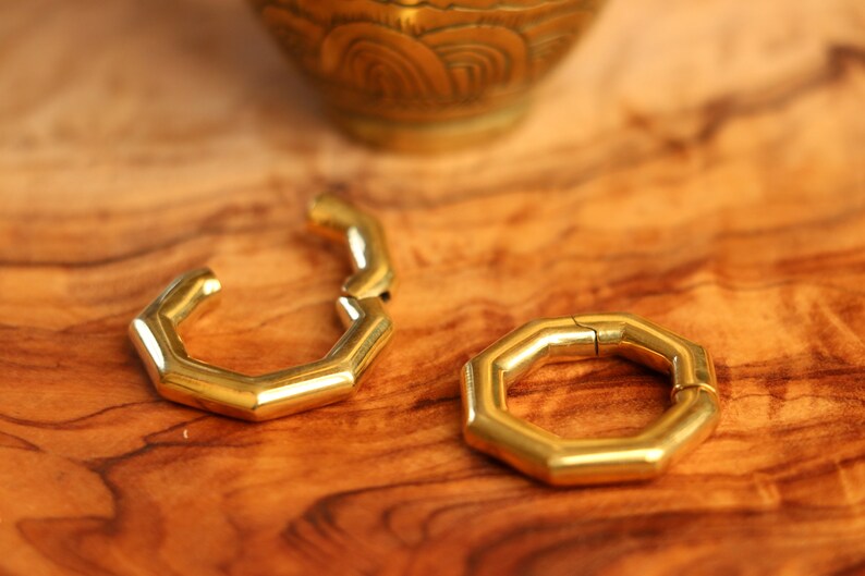 Octagon Brass Ear Weights Strong Magnetic Clasp 6mm / 2 Gauge image 4