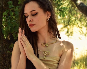 Kundalini Coil Brass Choker
