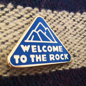 Come From Away - Welcome To The Rock Musical Theatre Pin Badge