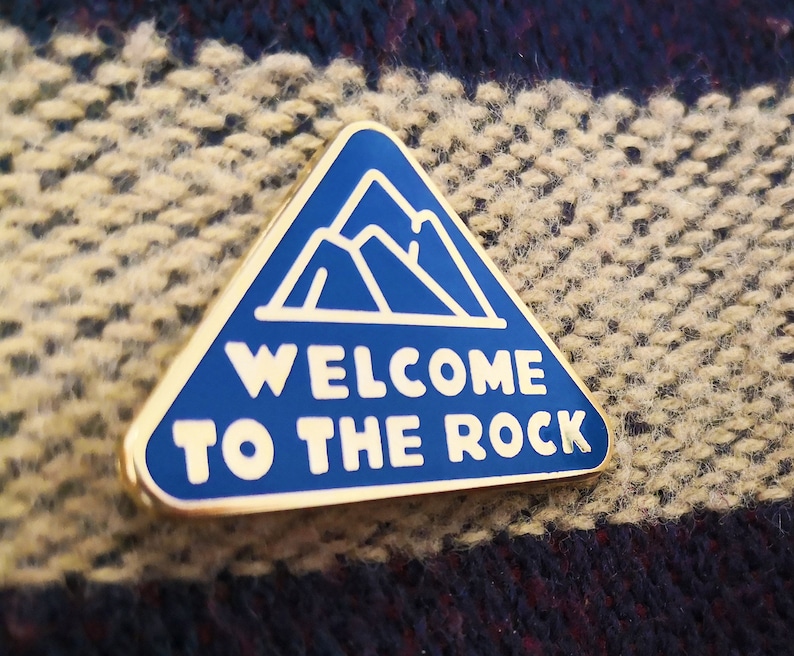 Come From Away - Welcome To The Rock Musical Theatre Pin Badge