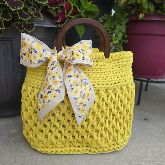 Wildflower Honey Bag 2.0, Digital PDF Crochet Pattern, Honeycomb Stitch T-Shirt Yarn Handbag