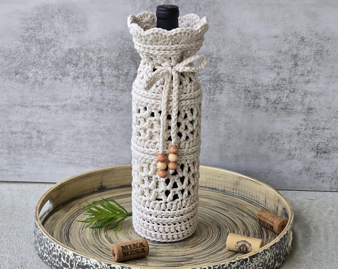 Crochet Wine Bottle Bag: Reusable Wine Gift Carrier