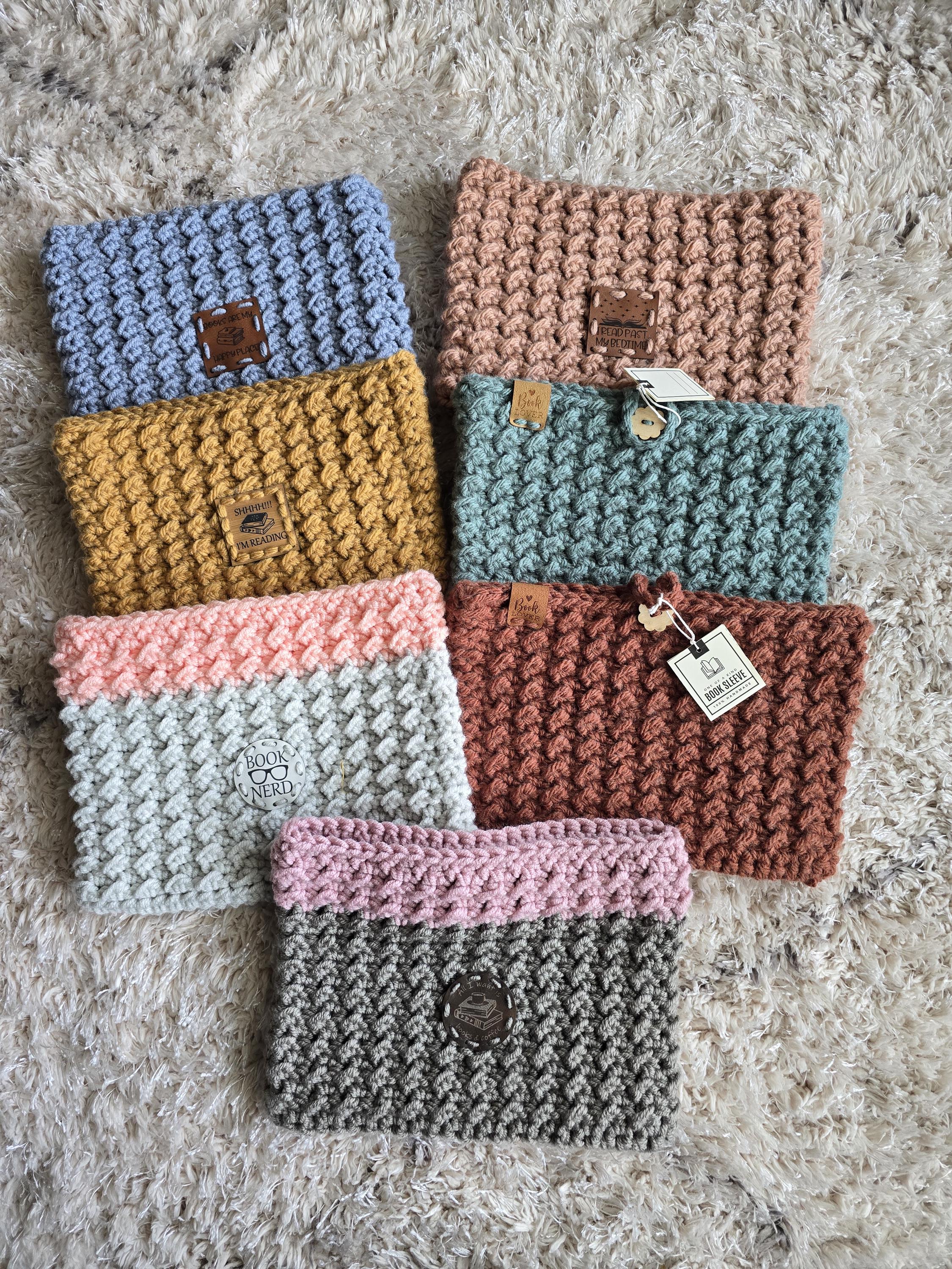 40 Book Sleeve Crochet Patterns for Stylish, Protective Handmade Reading Accessories 29 Crochet Tablet Sleeve: E-Reader Book Cover