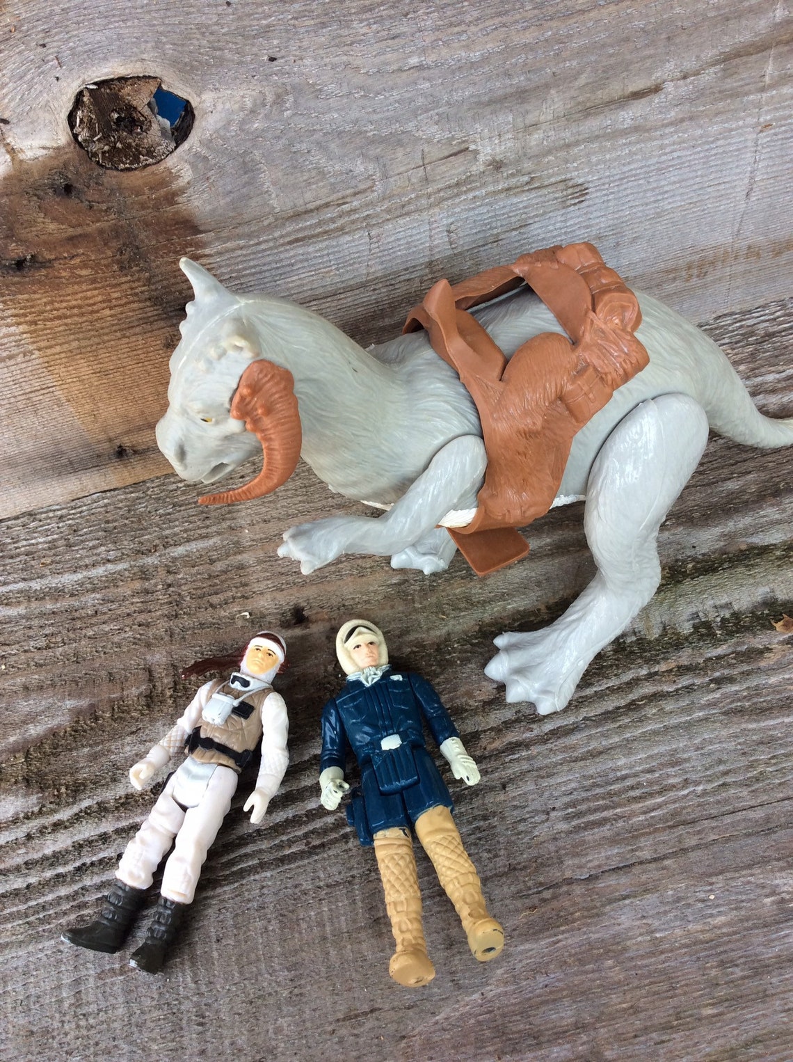 luke skywalker and tauntaun toy