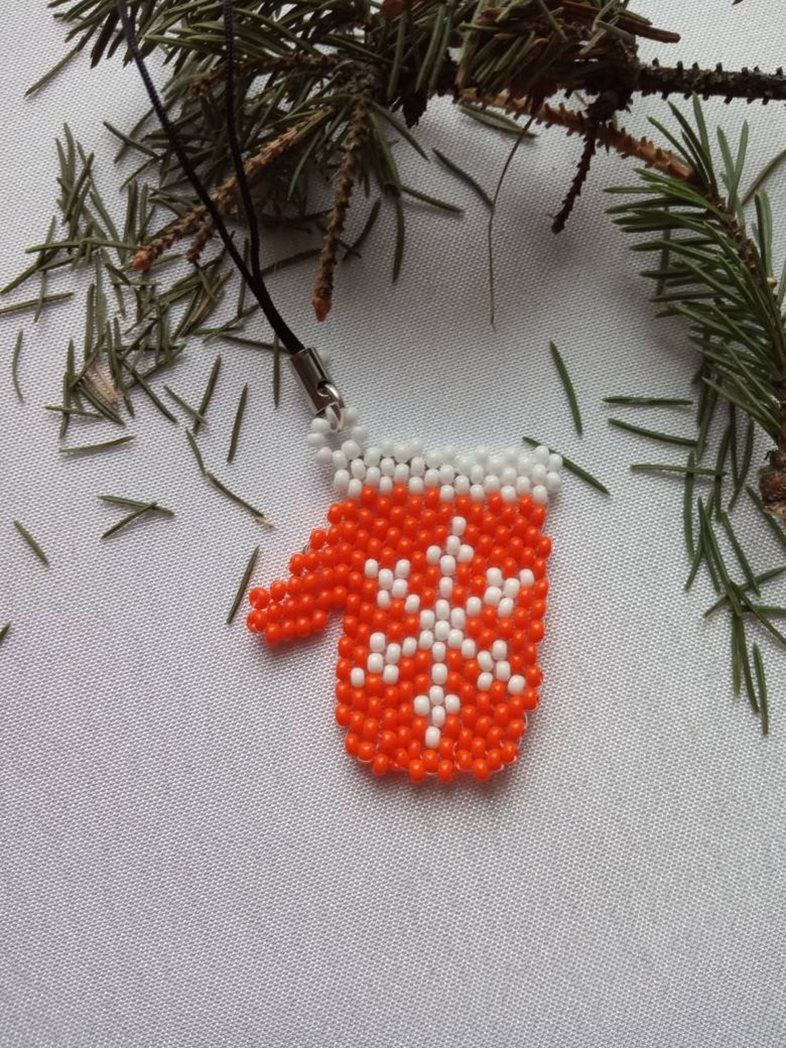 Beaded mitten Christmas tree decorates Christmas keychain Etsy