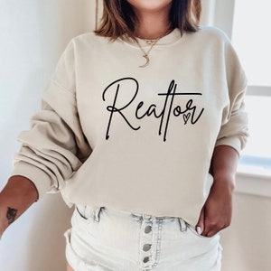 Realtor Sweatshirt | Realtor Sweatshirt, Realtor Gifts, Wife Mom Realtor, Real Estate Sweatshirt, Real Estate Shirt, Custom Crewneck Sweater