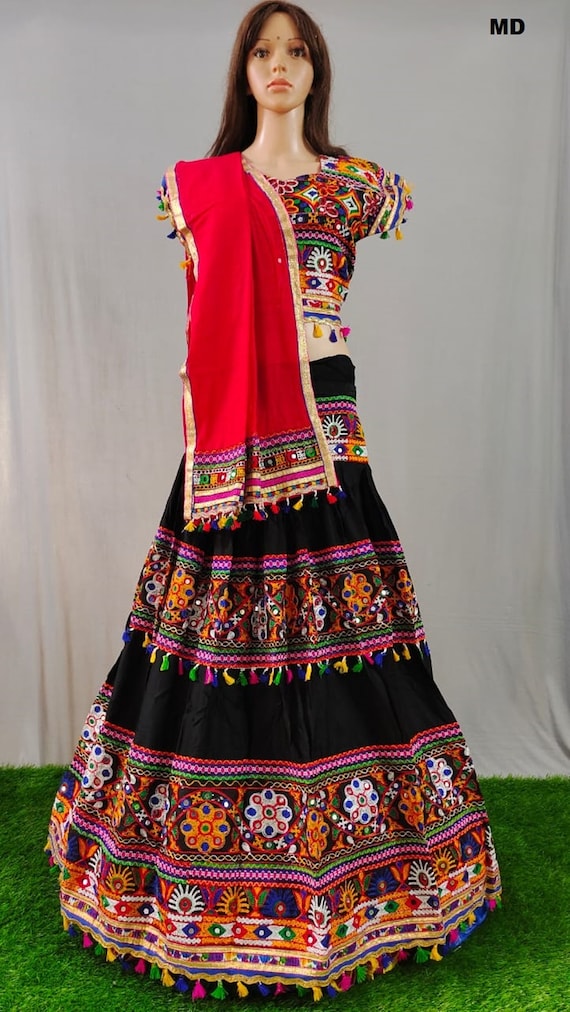 Designer Navaratri Special Gujarati Dancing Skirt Women Lehenga Banglori Silk Flower Embroidery Indian Full Flair With Blouse /& Dupatta