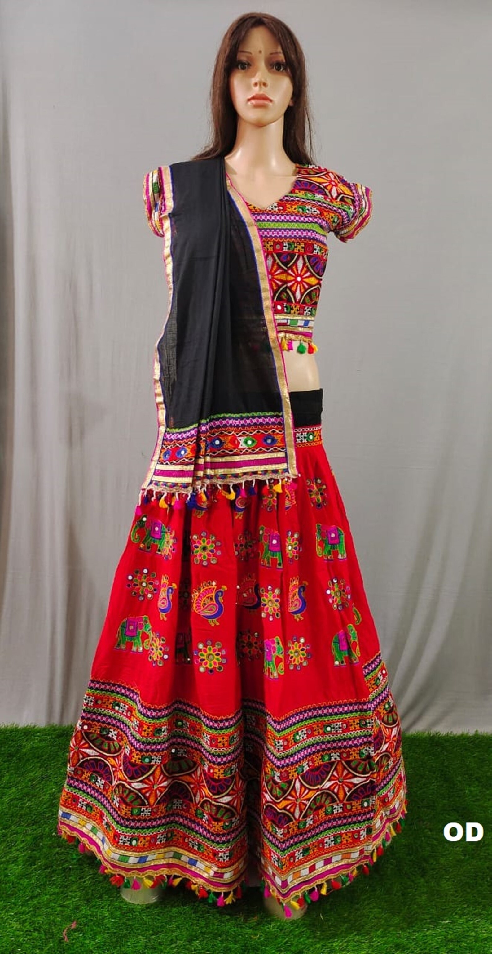 (New) Navratri Chaniya Choli Design 2021 Online Rs.2450