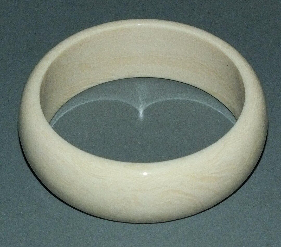 Ivory Structure Design Resin Mixed With Fish Bone Bangle Bracelet ...