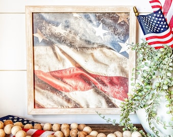 Vintage American Flag Wood Sign, 4th of July Wall Art, American Flag Art Print, Vintage 4th of July Decor, Farmhouse Wood Sign, 4th of July