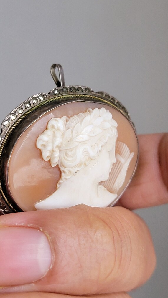 Cameo pendant - image 9