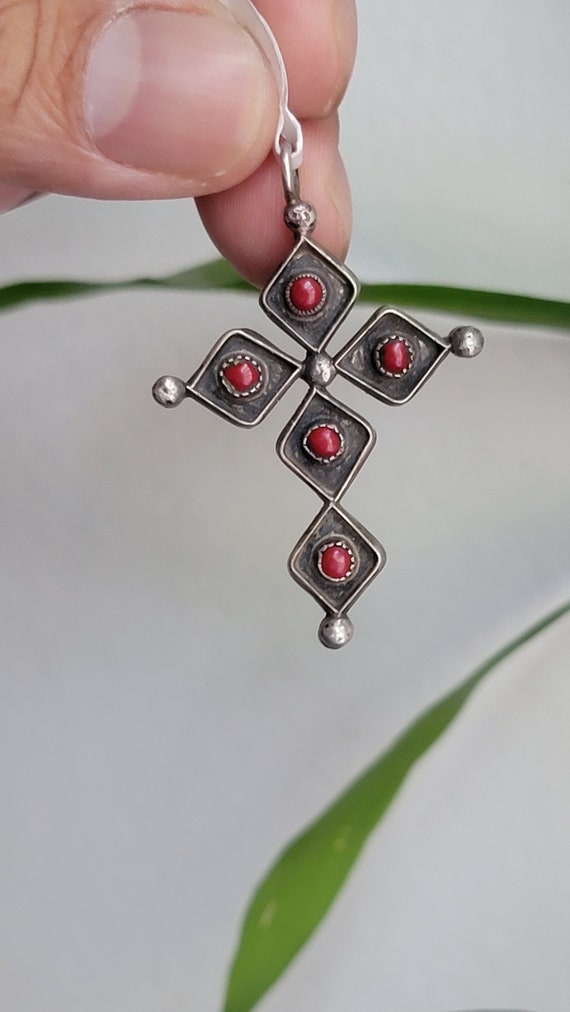 Old zuni cross pendant turquoise n coral sterling… - image 5
