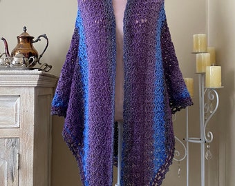 Shimmering purple and blue crochet shawl, Knit triangular shawl, Colorful shawl, Crochet shawl in shades of purple and blue, Triangle shawl