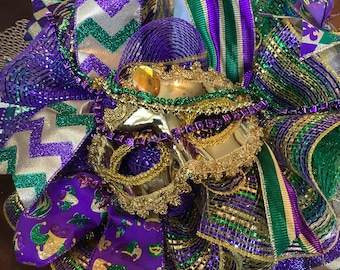 Centre de table de mardi gras, contour de bougies de mardi gras, décoration de fête de mardi gras, mardi gras, décoration de mardi gras, La Nouvelle-Orléans, mardi gras, NOLA