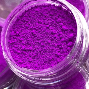 Neon Purple Bright Matte Pigment UV Glow Fluorescent pigment powder individual 5grams Nail Art soap epoxy slime candle resin acrylic