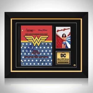 Wonder Woman 1975 - Pilot Transcript Limited Signature Edition Script Custom Frame