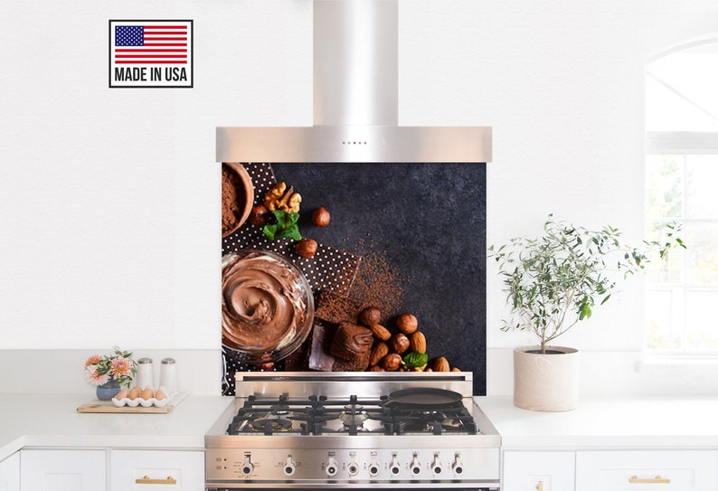 tempered glass behind stove