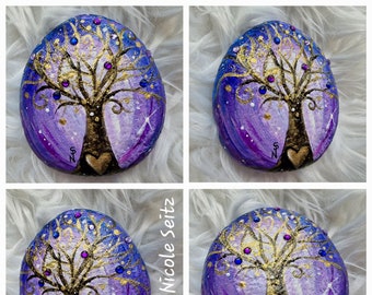 Stone * Tree of Life * hand painted * 8 x 9 x 3 cm