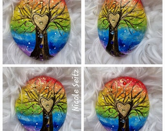 Stone * Tree of Life * Rainbow * hand-painted * 8.5 x 7.5 x 2 cm